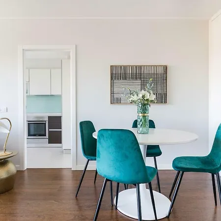 Amazing Flat - Pool And Parking Apartment Lisbon Exterior photo